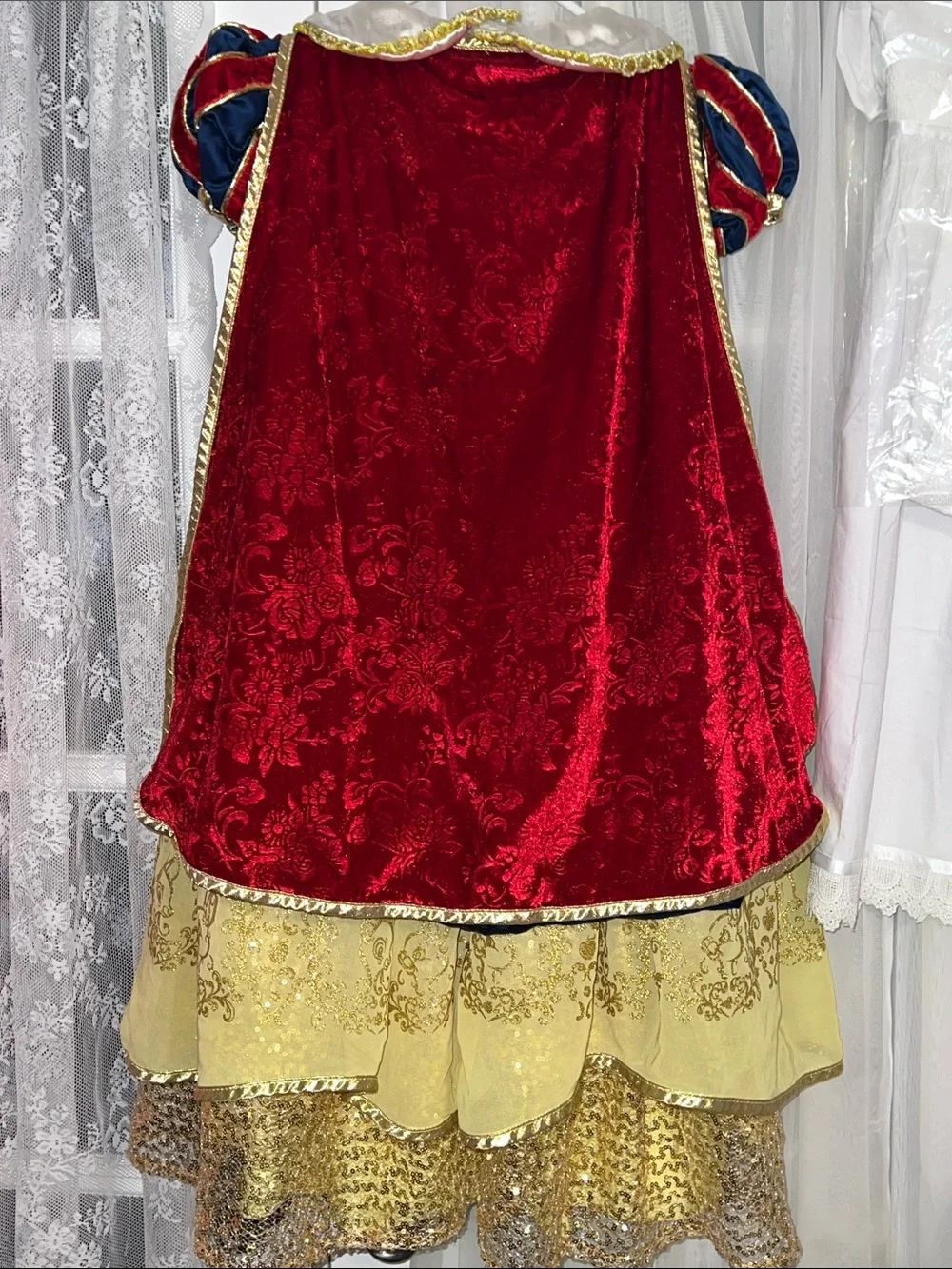 Disney Store Deluxe Designer Snow White Princess Costume Gown - Girls Size 5/6
